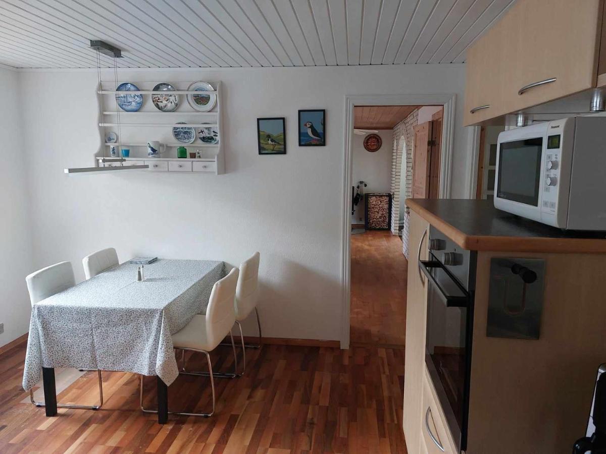 Fjord Guesthouse Funningsfjordur Eksteriør billede