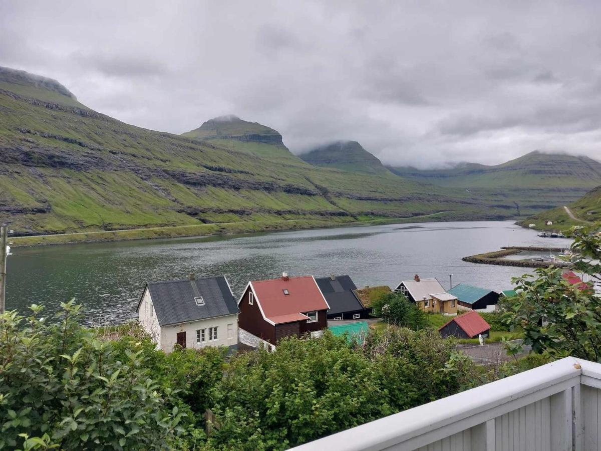 Fjord Guesthouse Funningsfjordur Eksteriør billede